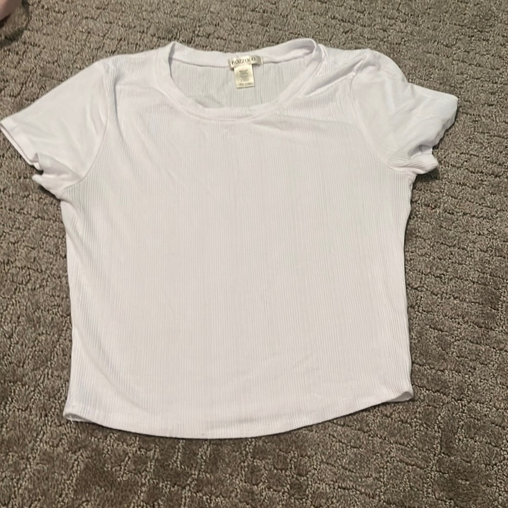 white t-shirt